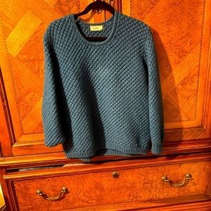 🌺🌸Beautiful 100% wool sweater - Teal-blue
